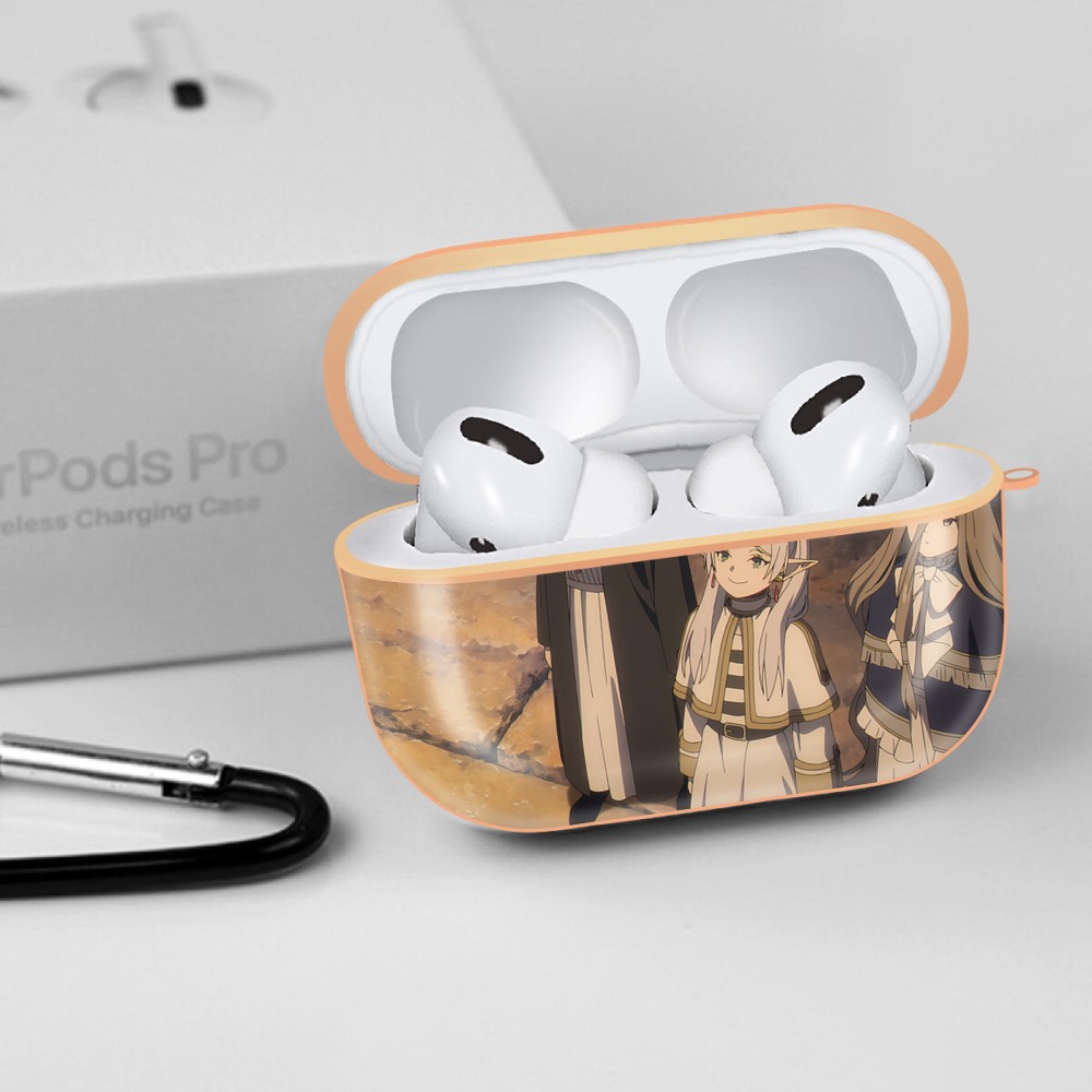 葬送のフリーレン Frieren 【AirPods Pro用】ハードシェル保護ケース｜耐衝撃・防指紋・カラビナ付き商品仕様