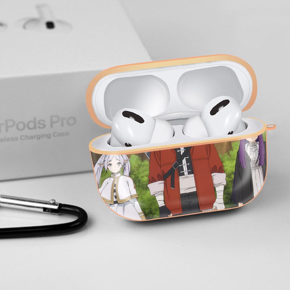 葬送のフリーレン Frieren 【AirPods Pro用】ハードシェル保護ケース｜耐衝撃・防指紋・カラビナ付き商品仕様