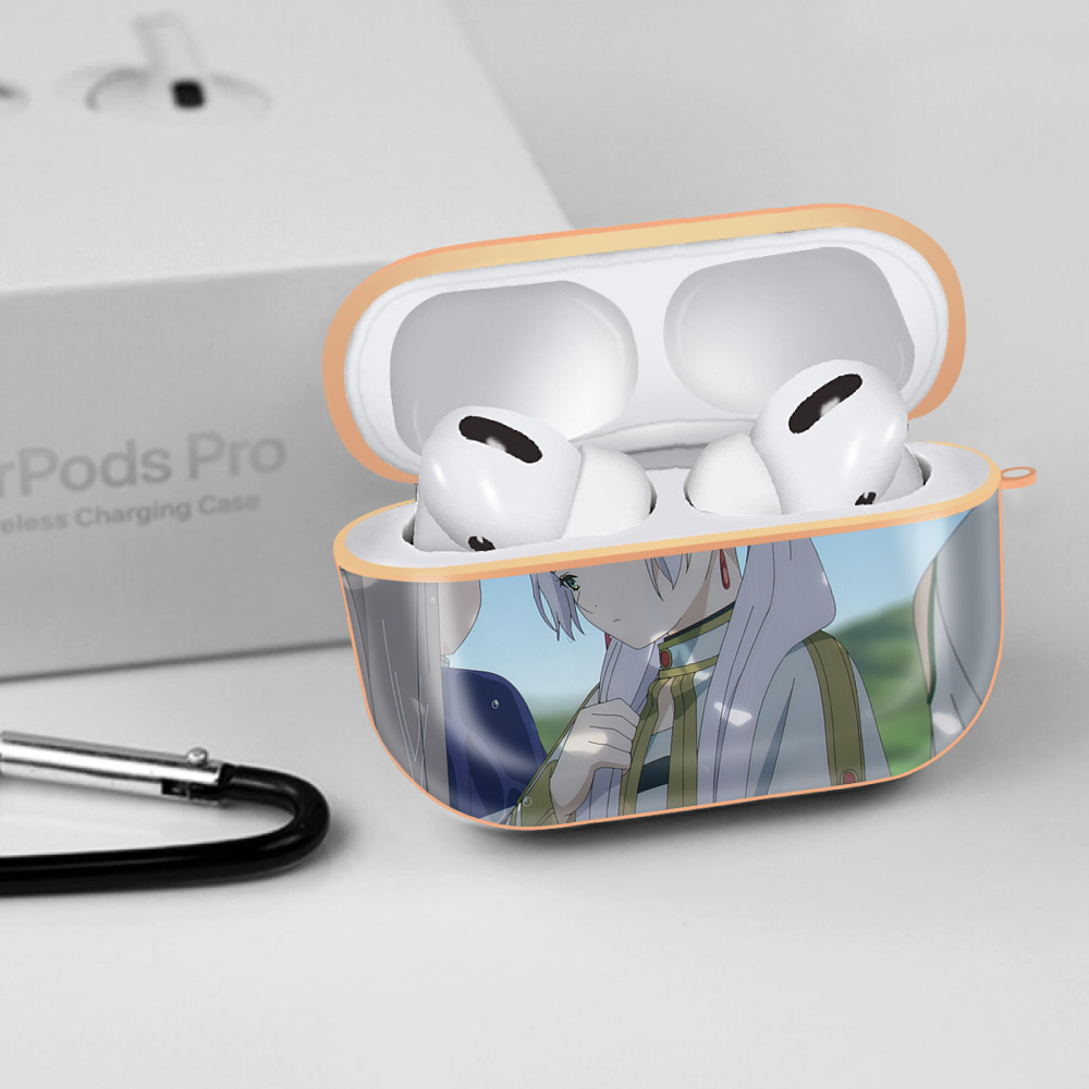葬送のフリーレン Frieren 【AirPods Pro用】ハードシェル保護ケース｜耐衝撃・防指紋・カラビナ付き商品仕様