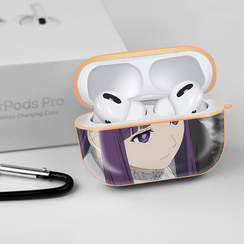 葬送のフリーレン Frieren 【AirPods Pro用】ハードシェル保護ケース｜耐衝撃・防指紋・カラビナ付き商品仕様