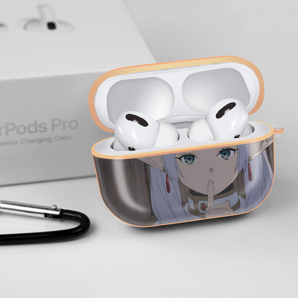 葬送のフリーレン Frieren 【AirPods Pro用】ハードシェル保護ケース｜耐衝撃・防指紋・カラビナ付き商品仕様