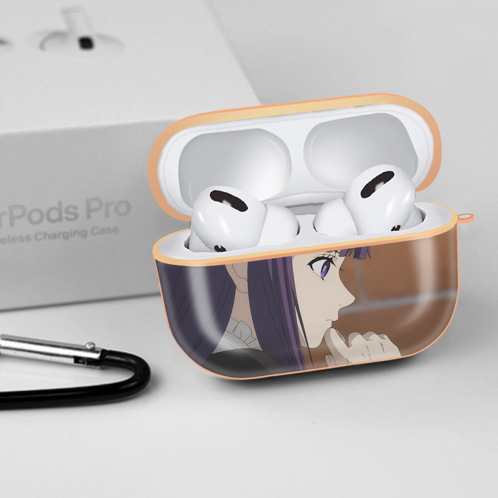 葬送のフリーレン Frieren 【AirPods Pro用】ハードシェル保護ケース｜耐衝撃・防指紋・カラビナ付き商品仕様