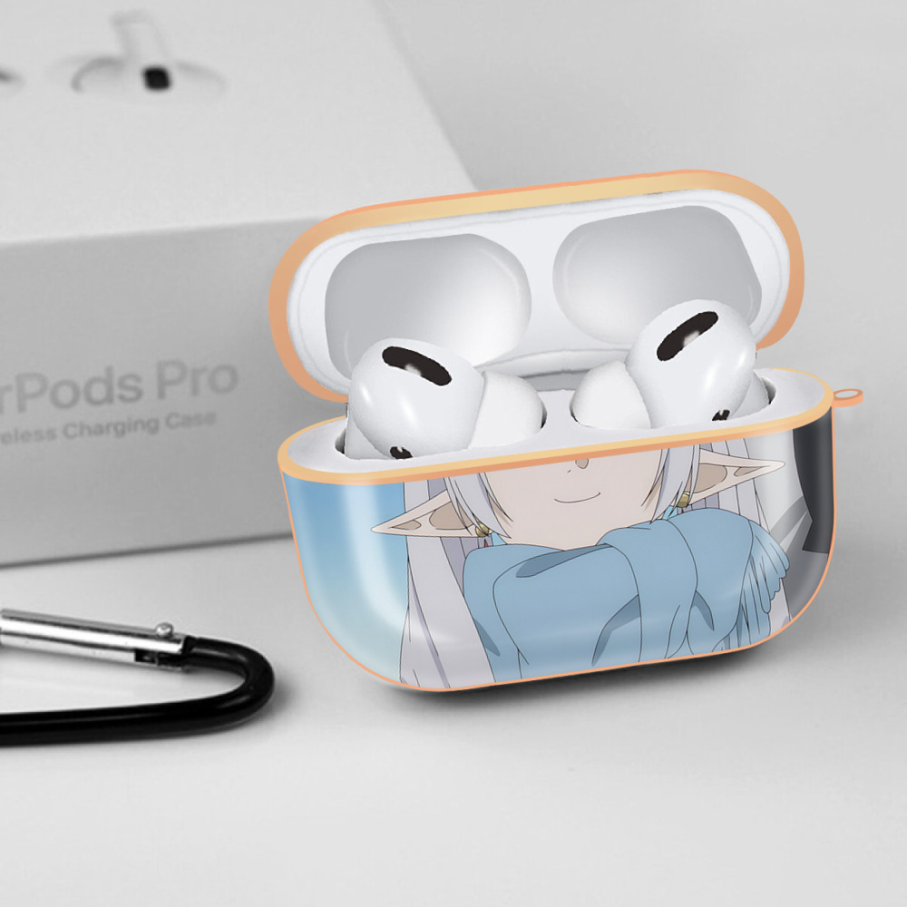 葬送のフリーレン Frieren 【AirPods Pro用】ハードシェル保護ケース｜耐衝撃・防指紋・カラビナ付き商品仕様