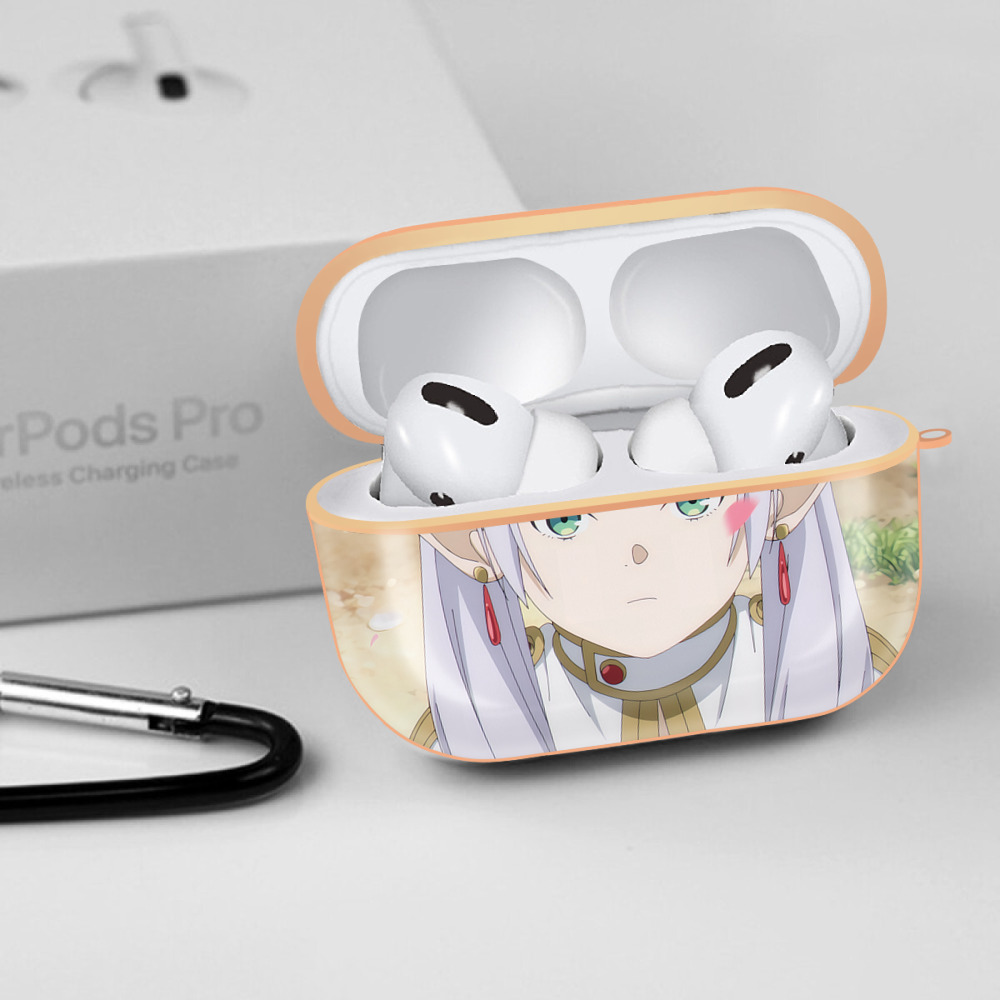 葬送のフリーレン Frieren 【AirPods Pro用】ハードシェル保護ケース｜耐衝撃・防指紋・カラビナ付き商品仕様