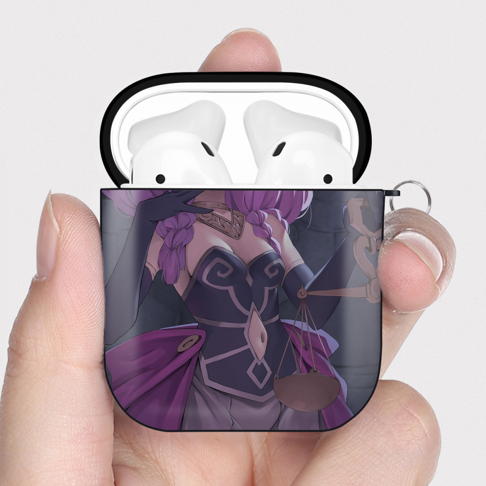 （画像用） 葬送のフリーレン Frieren AirPods 第2世代保護ケース ハードシェル ブラック 耐衝撃・防指紋・カラビナ付き