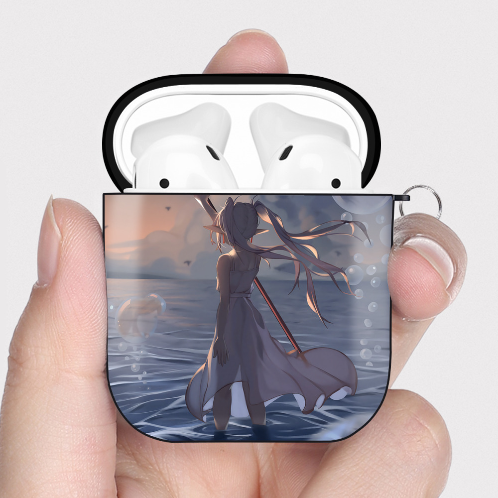 （画像用） 葬送のフリーレン Frieren AirPods 第2世代保護ケース ハードシェル ブラック 耐衝撃・防指紋・カラビナ付き