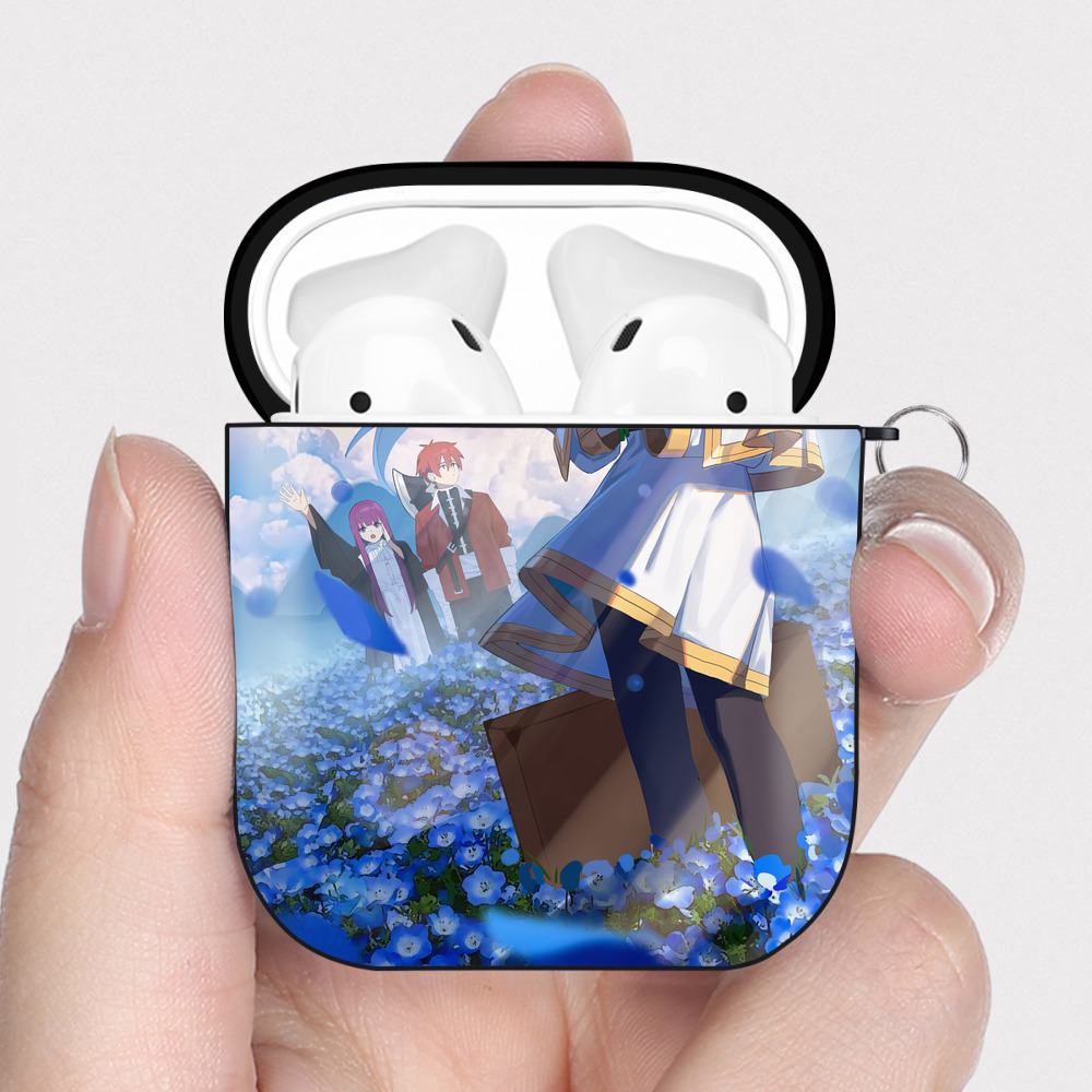 （画像用） 葬送のフリーレン Frieren AirPods 第2世代保護ケース ハードシェル ブラック 耐衝撃・防指紋・カラビナ付き