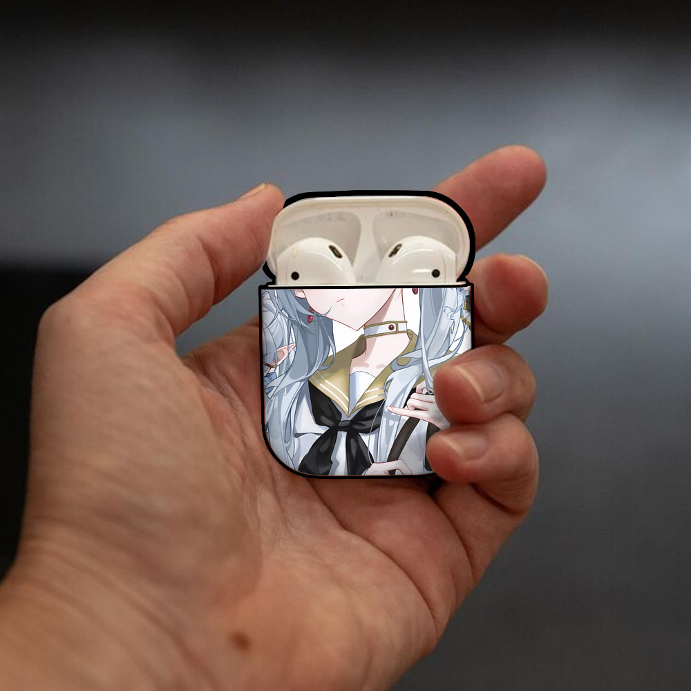 葬送のフリーレン Frieren AirPods 第2世代保護ケース ハードシェル ブラック 耐衝撃・防指紋・カラビナ付き