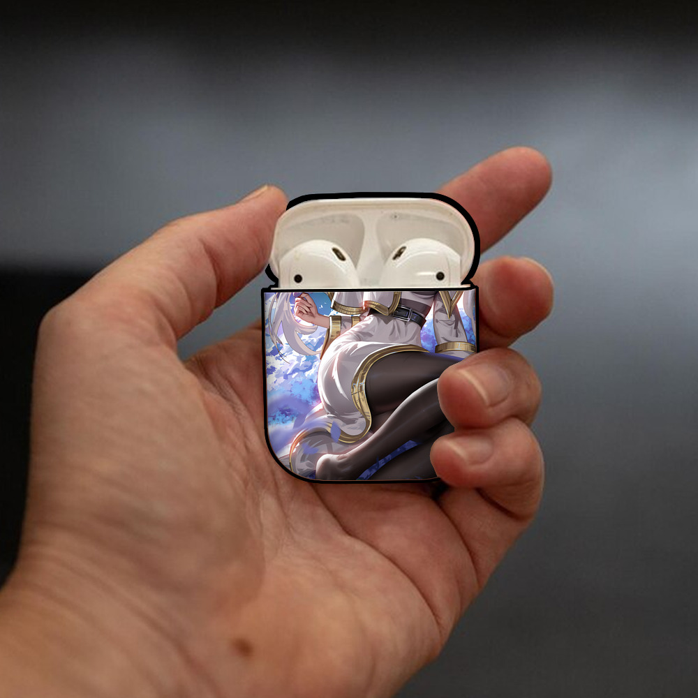 葬送のフリーレン Frieren AirPods 第2世代保護ケース ハードシェル ブラック 耐衝撃・防指紋・カラビナ付き
