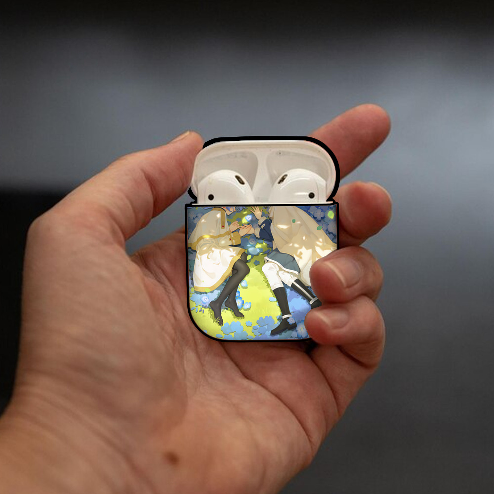 葬送のフリーレン Frieren AirPods 第2世代保護ケース ハードシェル ブラック 耐衝撃・防指紋・カラビナ付き