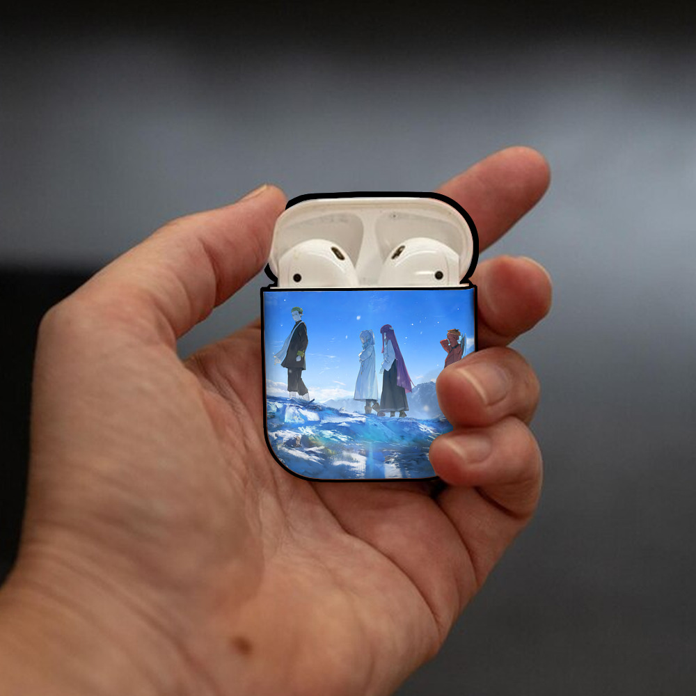 葬送のフリーレン Frieren AirPods 第2世代保護ケース ハードシェル ブラック 耐衝撃・防指紋・カラビナ付き