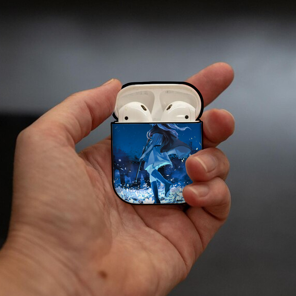 葬送のフリーレン Frieren AirPods 第2世代保護ケース ハードシェル ブラック 耐衝撃・防指紋・カラビナ付き