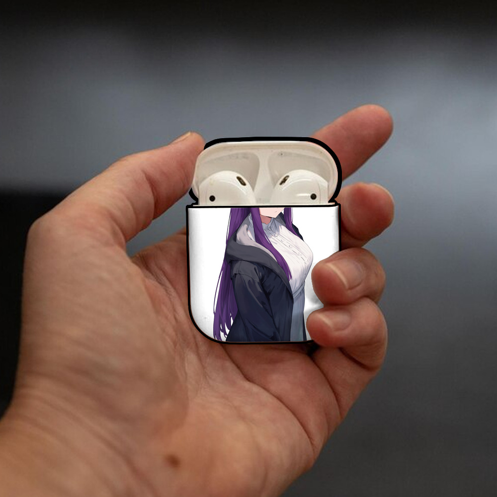 葬送のフリーレン Frieren AirPods 第2世代保護ケース ハードシェル ブラック 耐衝撃・防指紋・カラビナ付き