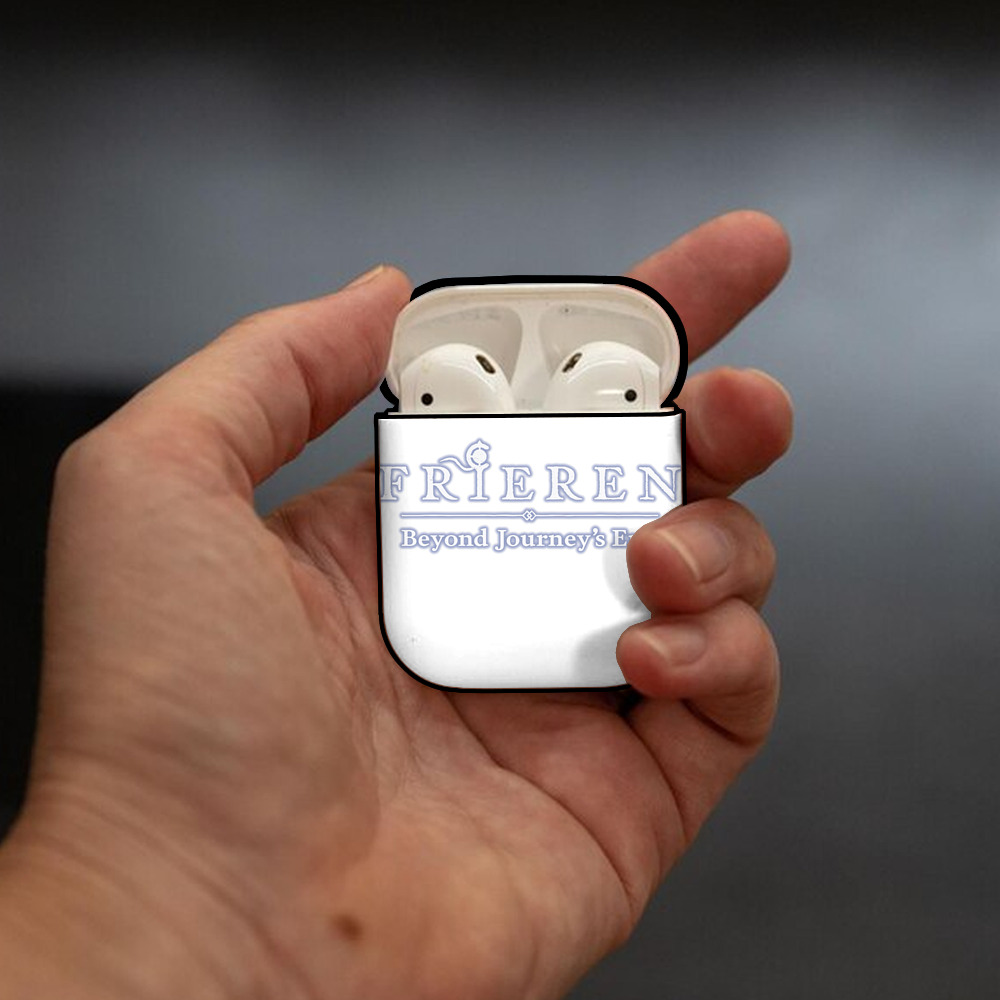 葬送のフリーレン Frieren AirPods 第2世代保護ケース ハードシェル ブラック 耐衝撃・防指紋・カラビナ付き