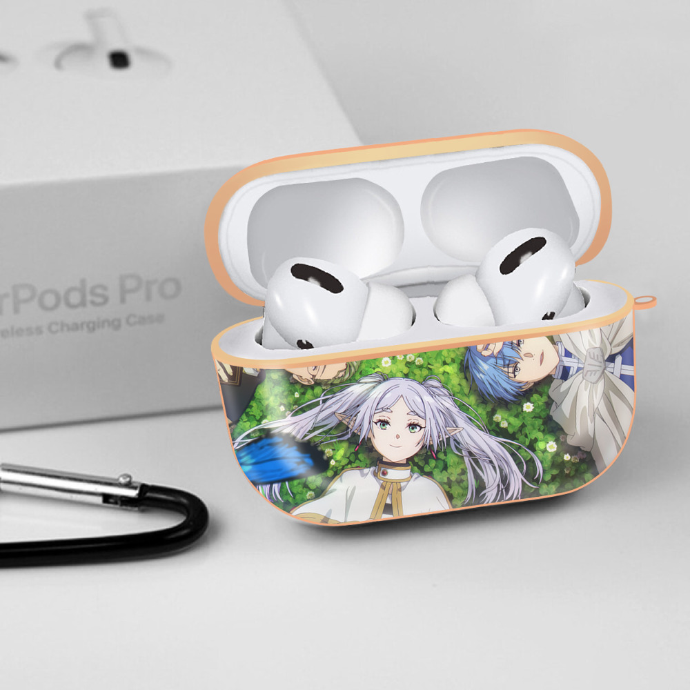 葬送のフリーレン Frieren 【AirPods Pro用】ハードシェル保護ケース｜耐衝撃・防指紋・カラビナ付き商品仕様